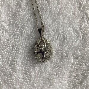 Charmed Aroma S925 silver necklace egg shape with clear stones